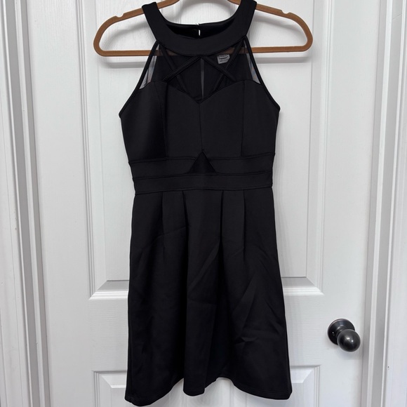 Sweet Storm Dresses & Skirts - Sweet Storm Black Geometric Mini Dress